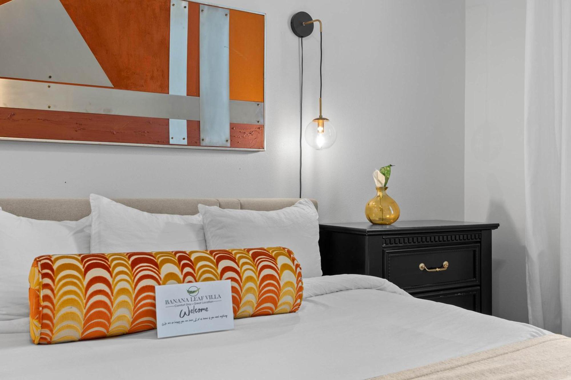 Banana Leaf Villa-vintage Vibes- King Holiday home *